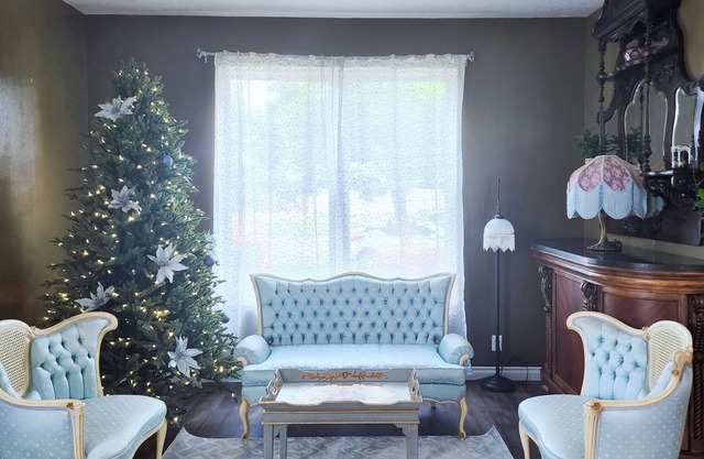 Quirky Home! Family & Pet Friendly * Fast Wi-Fi * Free Parking