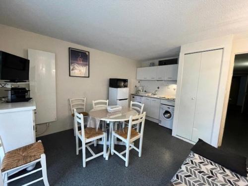 Résidence Le Vignemale - Appartement Résidence VIGNEMALE à deux pas du centre MAE-6124