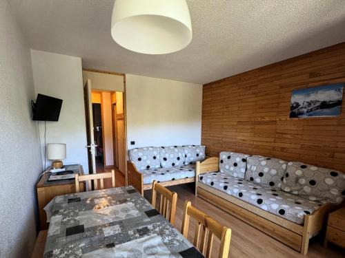 Résidence Turquoise - Appartement fonctionnel · Skis aux pieds · Balcon · Vue pistes MAE-3689