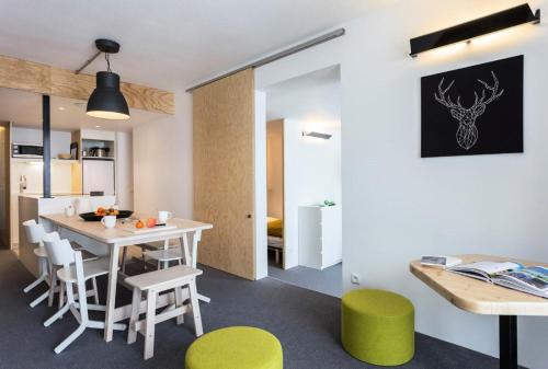 Résidence Varet 2 - Appartement 3 pièces 6-7 personnes Varet MAE-7864