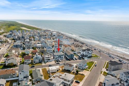 Radiant Beach Block Condo Parking Patio