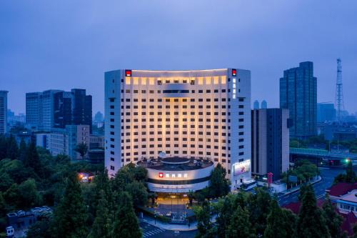 Radisson RED Shanghai Wujiaochang Hotel