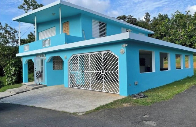 Rainforest Retreat 15 min from the beach
