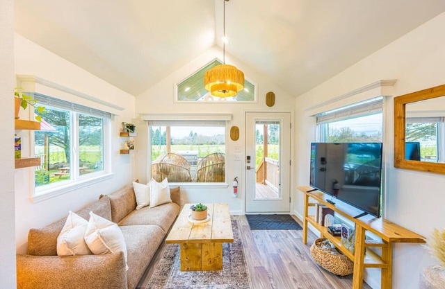 Rainforest Tiny Home Retreat #27