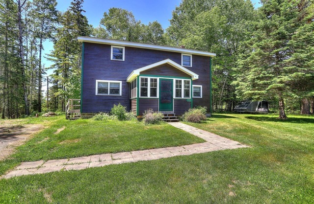 Rangeley Manor P | 4 Bedroom Cabin with Shared Waterfront Access