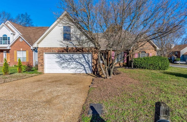 Ransom Place Long-term Corporate Rental: Close to Airport
