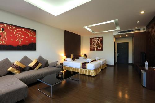 Rawai Grand House -SHA Plus