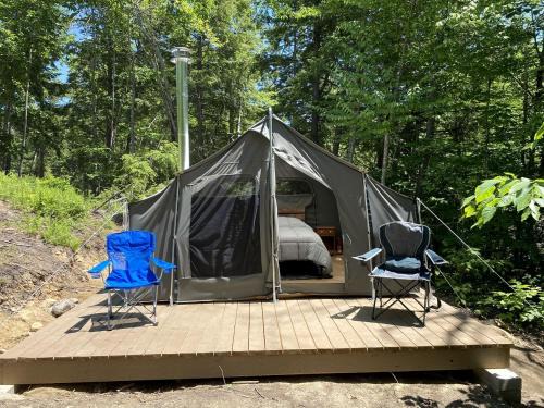 Reconnect with Nature at this Glamping Tent in East Wakefield, New Hampshire