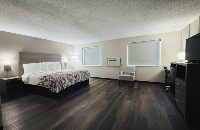 Red Roof Inn Ames