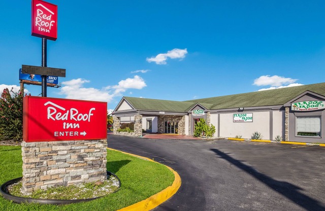 Red Roof Inn Savannah – Richmond Hill / I-95