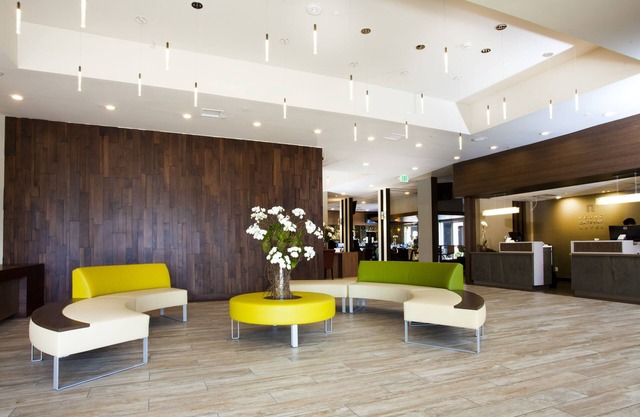 Redac Gateway Hotel In Torrance
