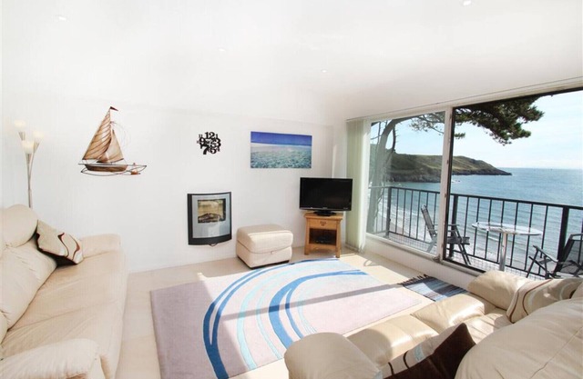 Redcliffe Apartments K