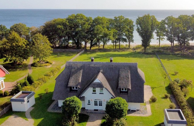 Reethus am Strand - Haushälfte 1 mit Kamin, Sauna