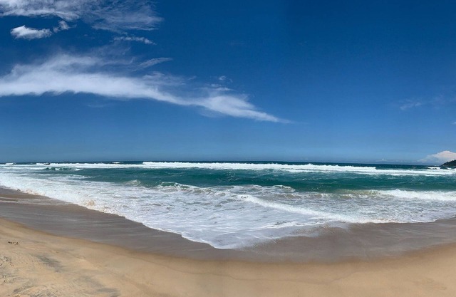 Refúgio na Praia do Campeche com Piscina