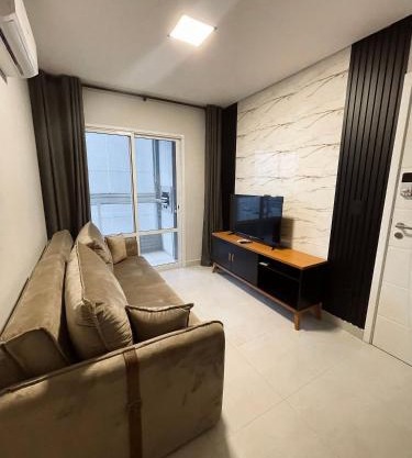 Refúgio Perfeito no Boqueirão: Apartamento Moderno a 100m da Praia com Sacada Gourmet e Piscina!