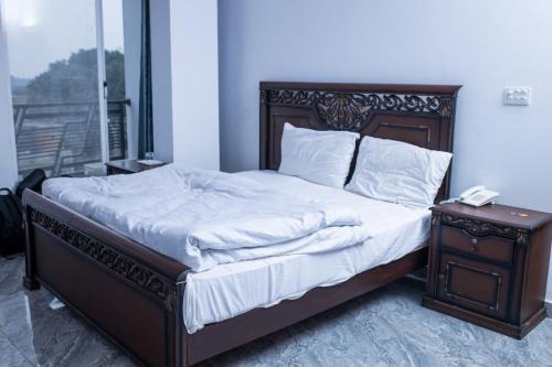 Regal Residency