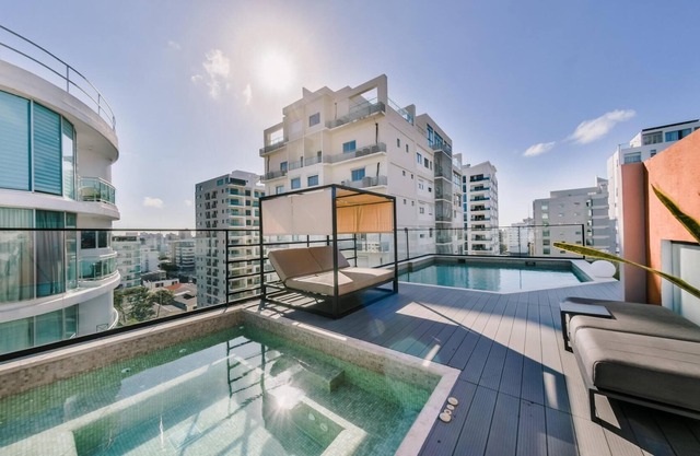 Regatta Living II With Breakfast Included - 901