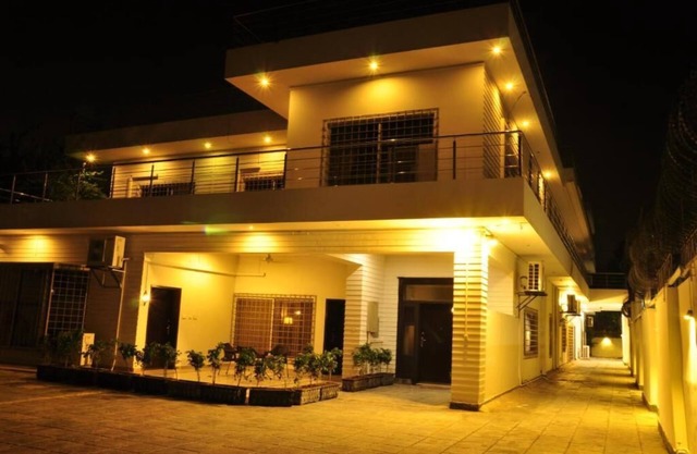 Reina Boutique Hotel - G6