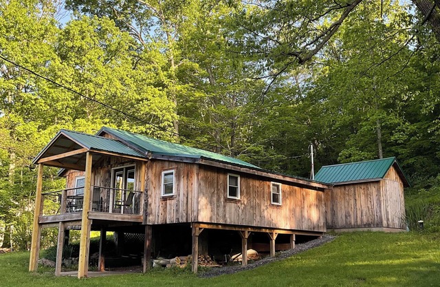 Relax in peace along the Juniata River
