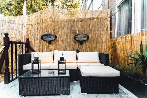 RelaxHaus! 3BR Garden Retreat with 2 Saunas, Hot Tub and Cinema