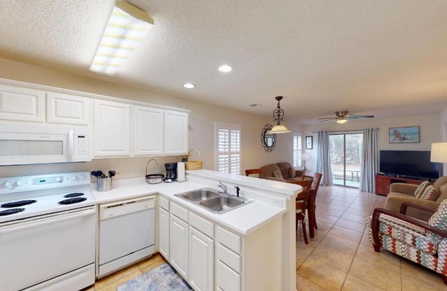 Relaxing 2 Bedroom Villa True Blue Pawleys Island