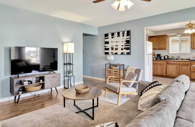 Relaxing & Charming Home in Hazel Park w/ Backyard