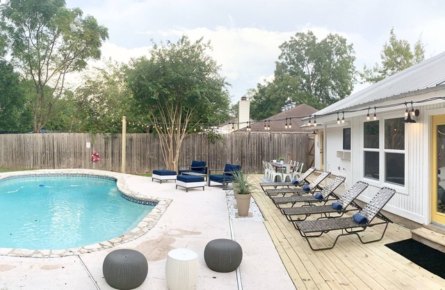 Relaxing Creekside Luxury Retreat w/Private Pool + Hot Tub