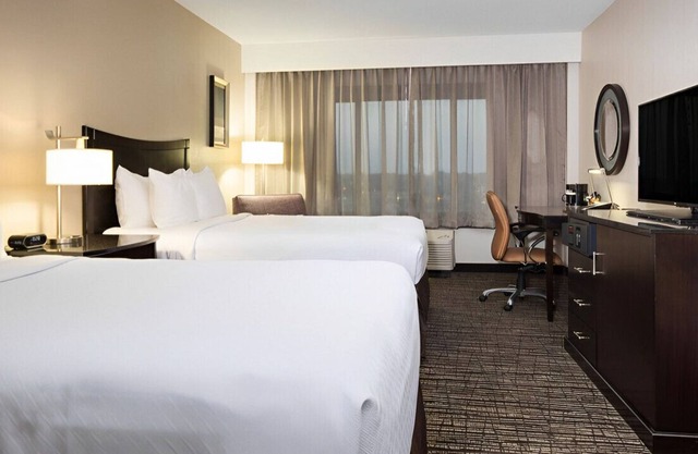 Relaxing Getaway near Fun & Exciting Attractions