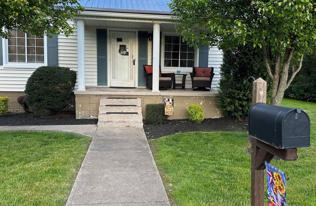 Relaxing Home w/Private Pool near NRG National Park ☀️🏖 (Family/pet Friendly)