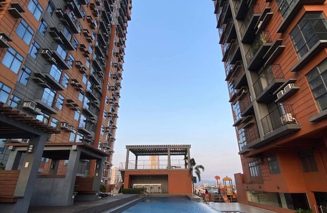 Remarkable 2-bedroom Condo Unit in Quezon City