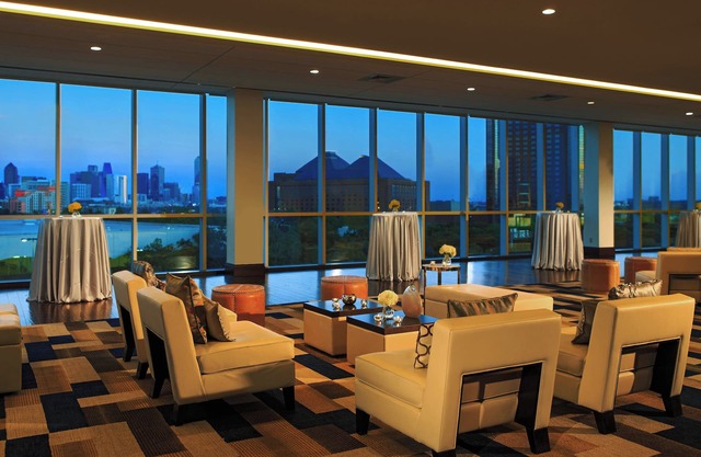 Renaissance Dallas Hotel