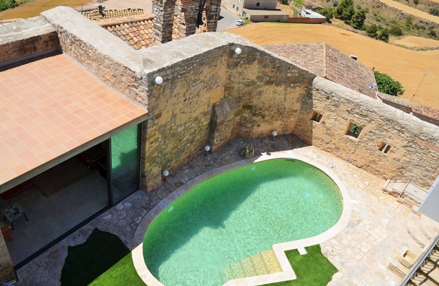 Renovated, historic castle - Luxury, Pool, Privacy - 6 bedrooms, 6 bathrooms