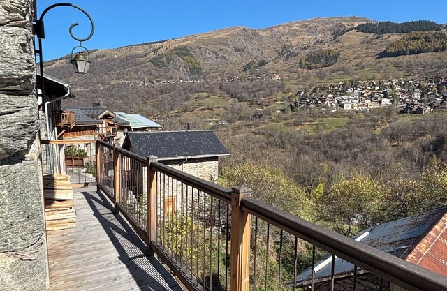 Renovated house in authentic 3 Vallées hamlet with view and SPA