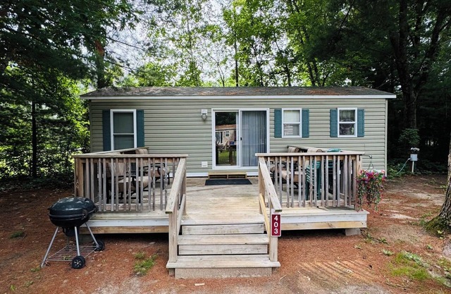Rental Cabin #403 w/Queen bed