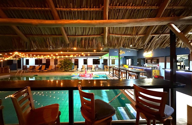 Republik Hotel, Bistro and Disco on Site