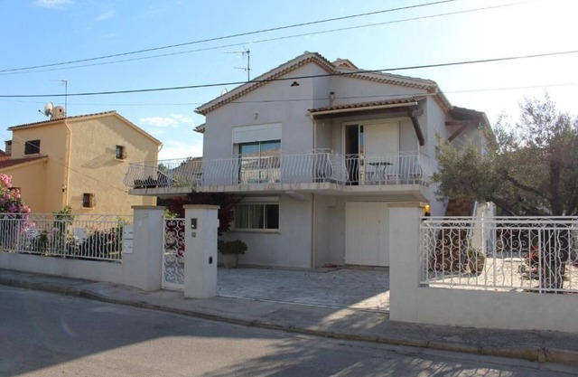 RESIDENCE INAYA