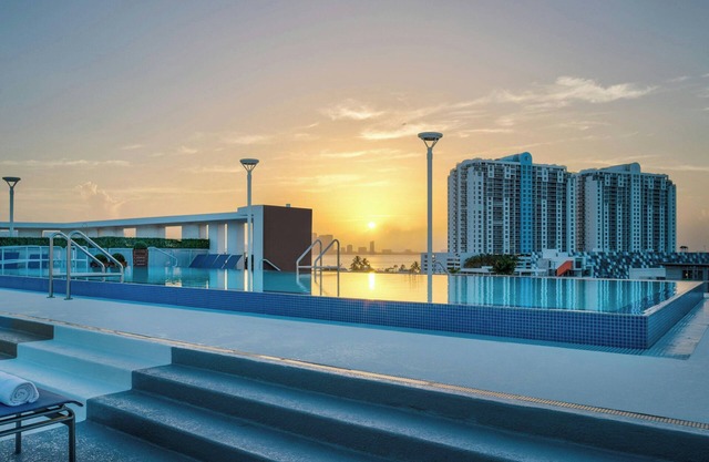 Residence Inn by Marriott Miami Beach South Beach