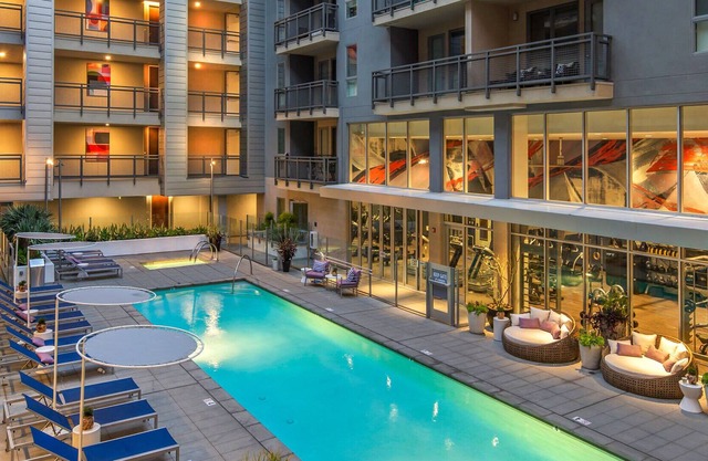 Resort style living next to malls and shopping areas