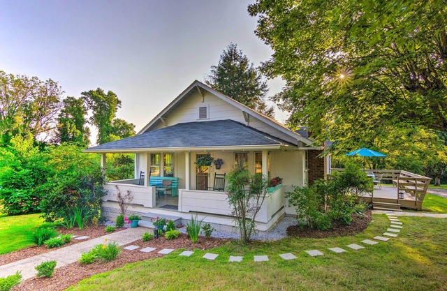 Restored Mars Hill Home on 1 Acre: Walk to Town!