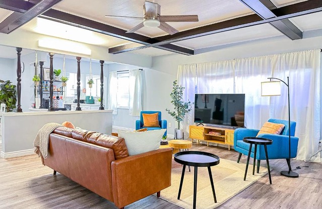 Retreat Minutes To LAX, Manhattan/Redondo Beach