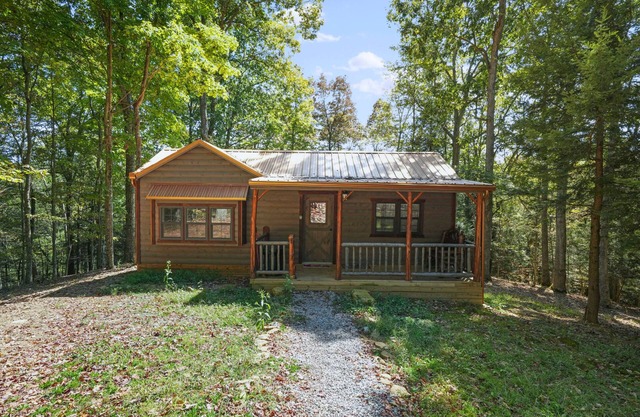 Ridge Point Cabin | Heart of Hocking Hills