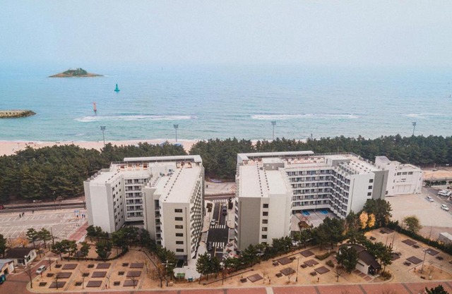 Risen Ocean Park Hotel