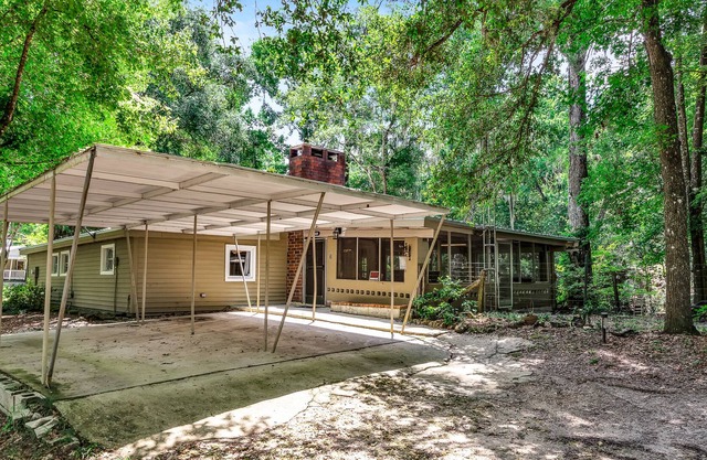 River Cabin and Guesthouse! 2 homes, 1 rental!