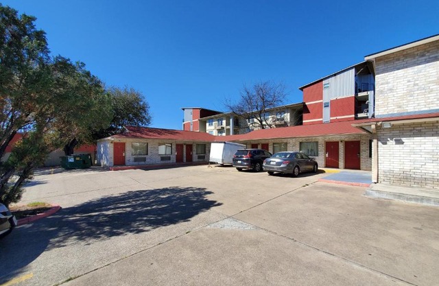 River Inn Motel
