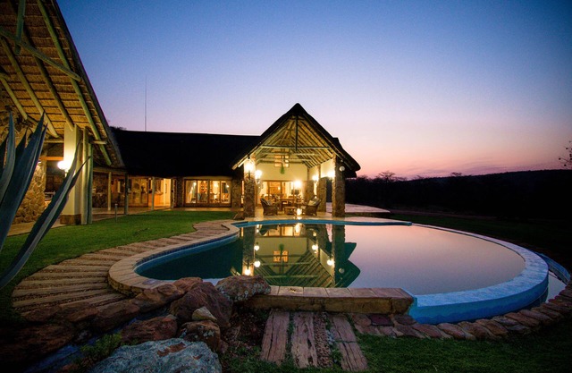 Riverdance Lodge