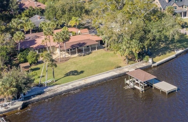 RIVERFRONT HOME IN THE HEART OF AVONDALE
