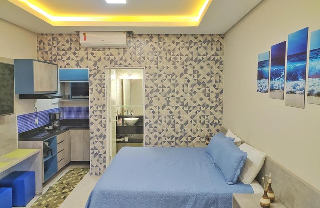 Riviera Flat