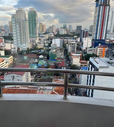 Robinson manila birchtower