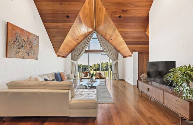 Rockfield Park - Historic Estate with Panoramic Ocean Views