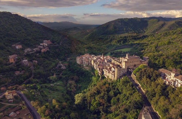 Roman Castle Getaway: Romantic Home that Sleeps 4+